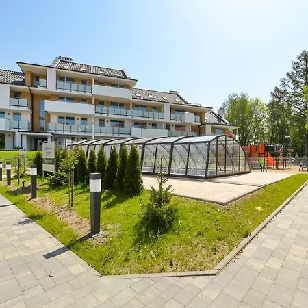 Flatbook - Baltic Garden Z Basenem I Parkingiem Appartement
