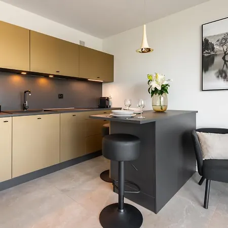 Flatbook - Baltic Garden Z Basenem I Parkingiem * Sztutowo