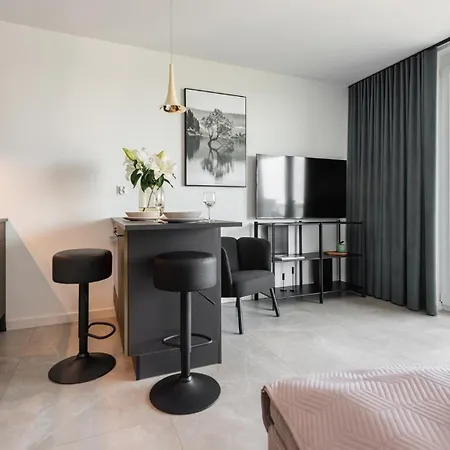 Flatbook - Baltic Garden Z Basenem I Parkingiem Sztutowo