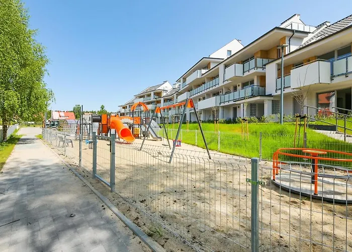 Flatbook - Baltic Garden Z Basenem I Parkingiem Lägenhet